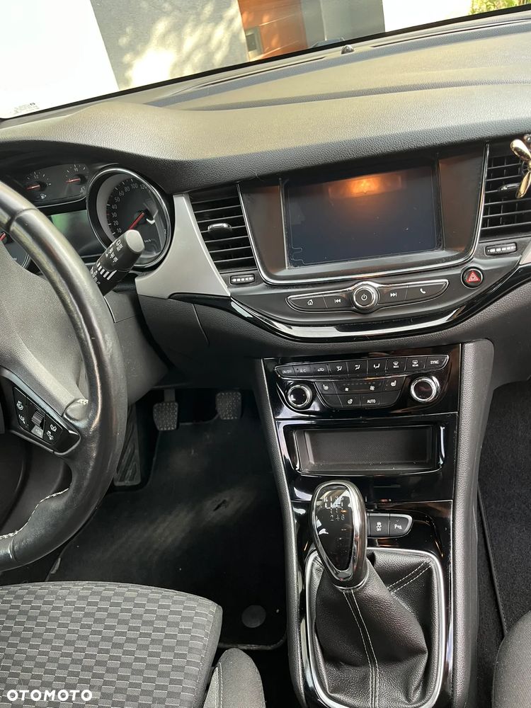 Opel Astra 1.2 T Ultimate S&S - 12