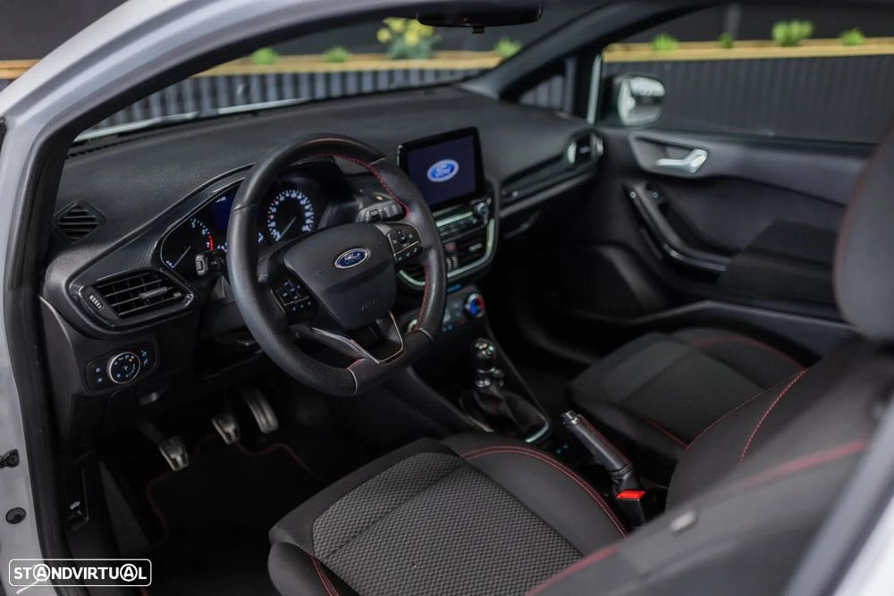 Ford Fiesta 1.0 EcoBoost ST-Line - 15