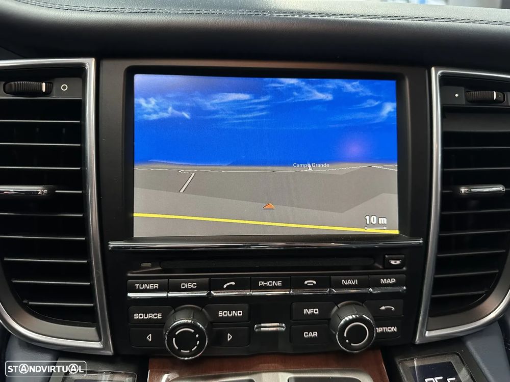 Porsche Panamera Turbo PDK - 44