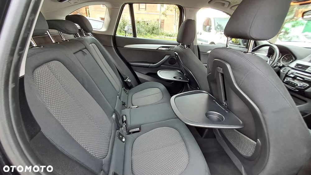 BMW X1 xDrive18d xLine - 7