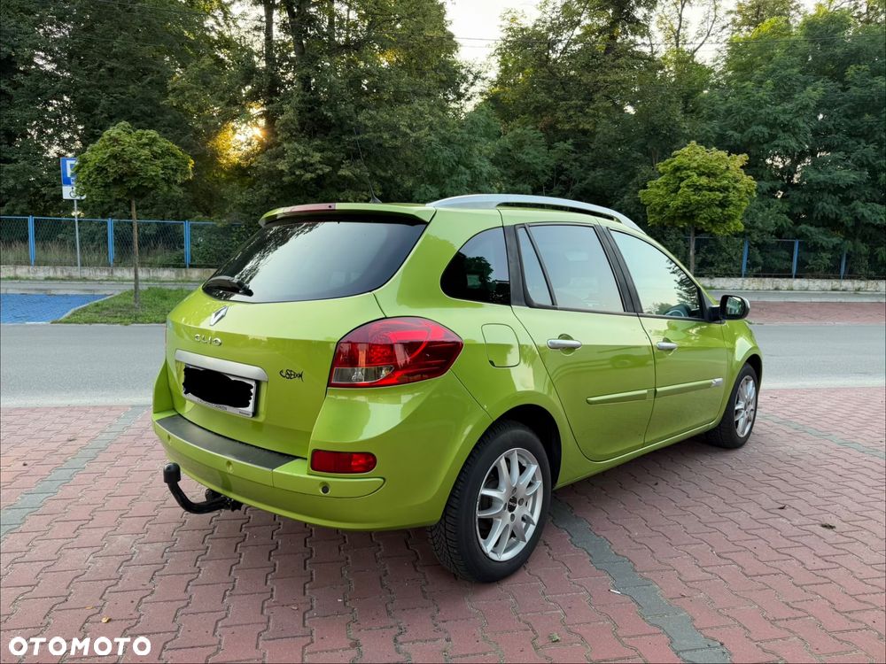 Renault Clio - 7