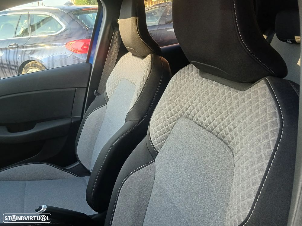 Renault Clio 1.0 TCe Techno Bi-Fuel - 15