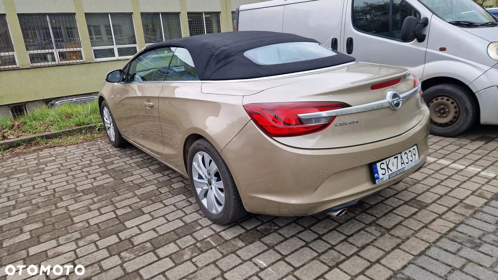 Opel Cascada 1.4 T Cosmo EU6 - 7