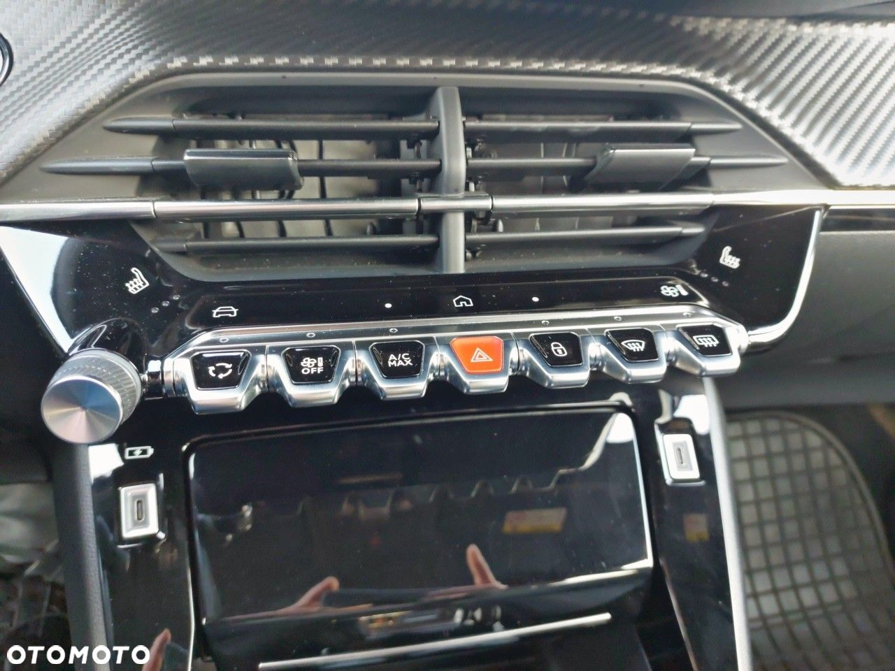 Peugeot 2008 1.2 PureTech Allure Pack S&S EAT8 - 17