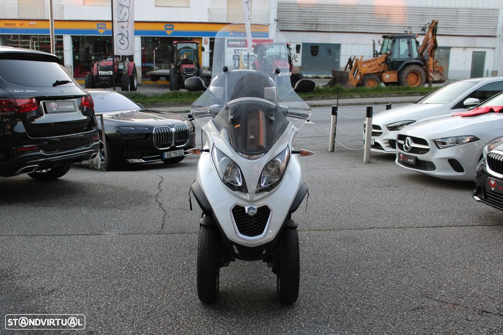 Piaggio MP3 300 LT - 4
