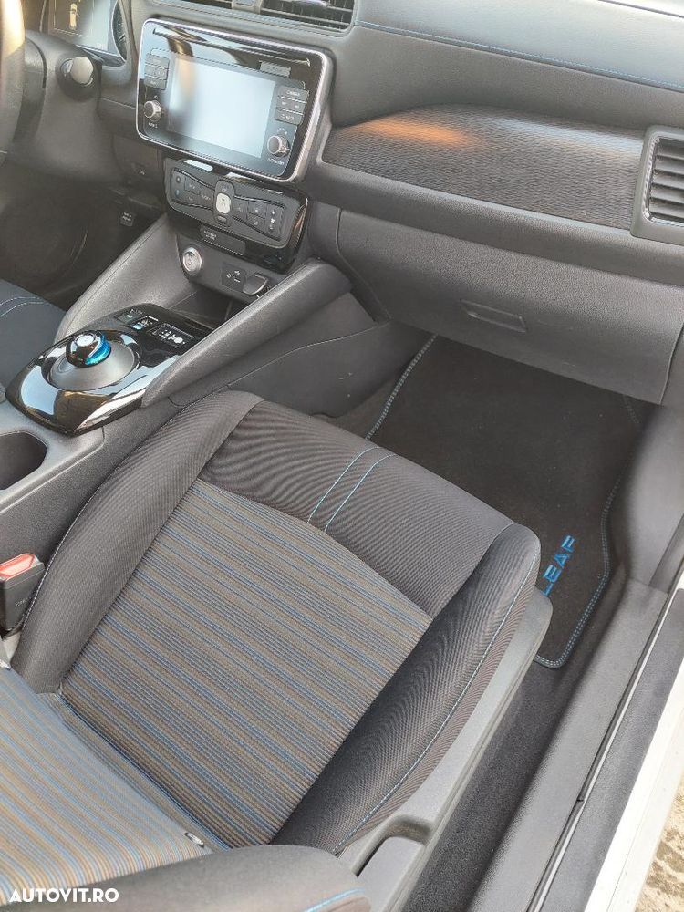 Nissan LEAF - 3