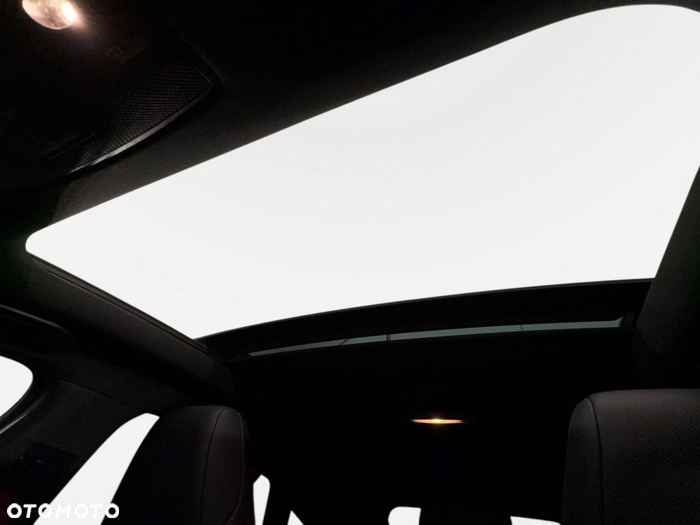 Mercedes-Benz CLA - 15