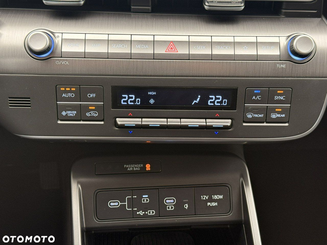 Hyundai Kona - 23