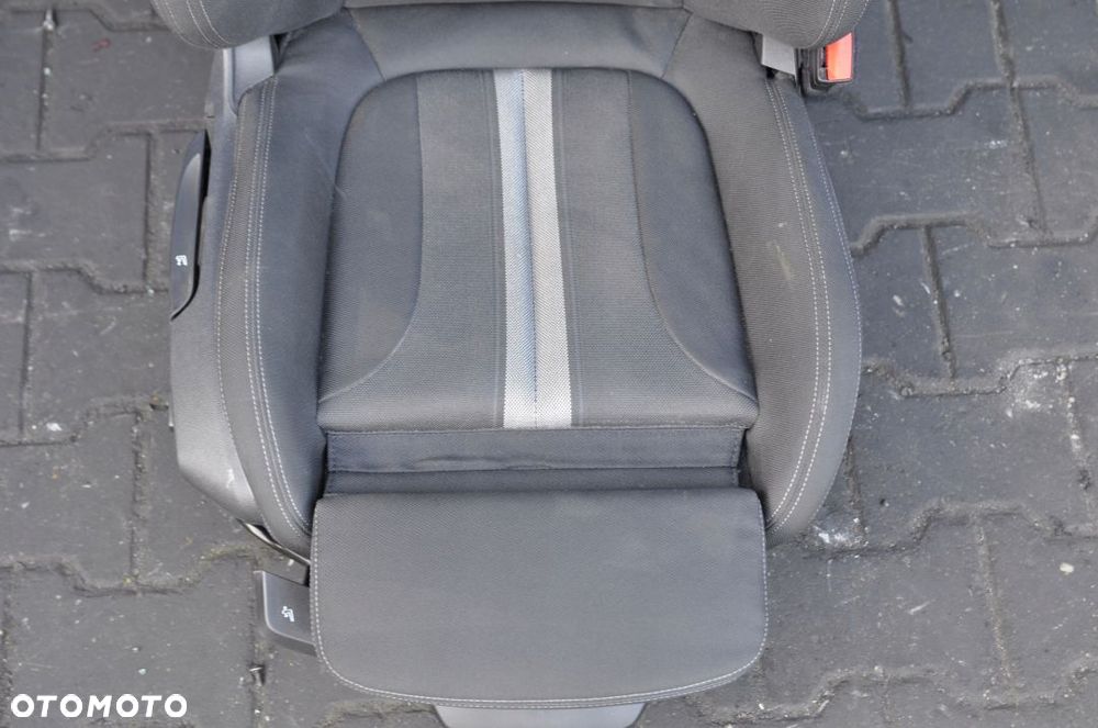BMW X2 F39 WNĘTRZE FOTELE KANAPA BOCZKI TUNEL UK - 11