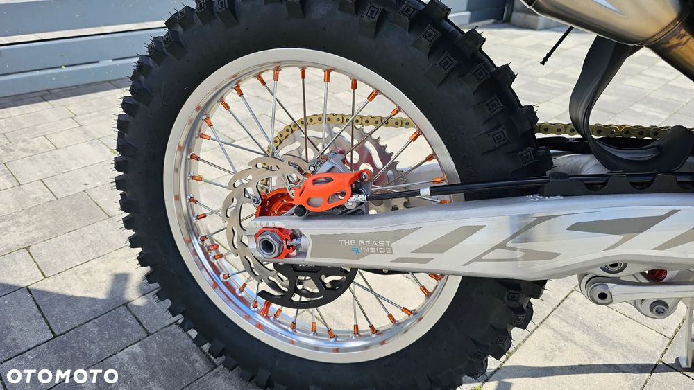 ASIX XT - 7