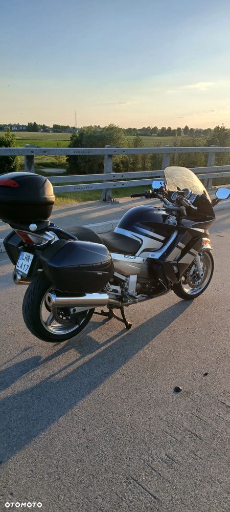 Yamaha FJR - 19