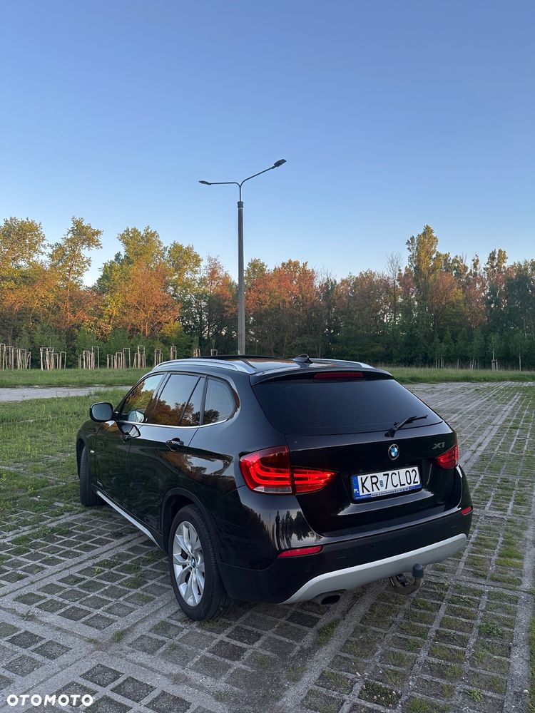 BMW X1 xDrive20d - 4