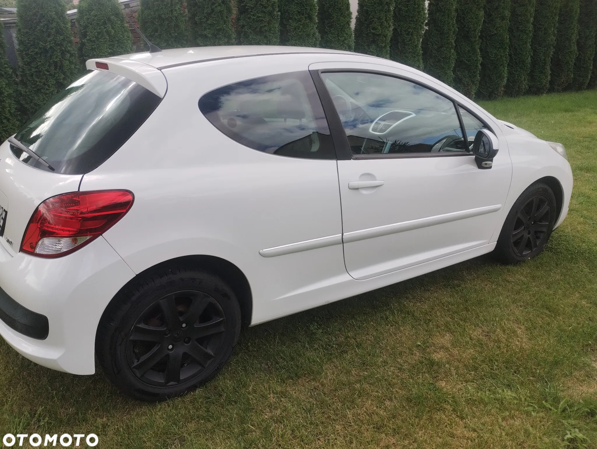 Peugeot 207 - 4