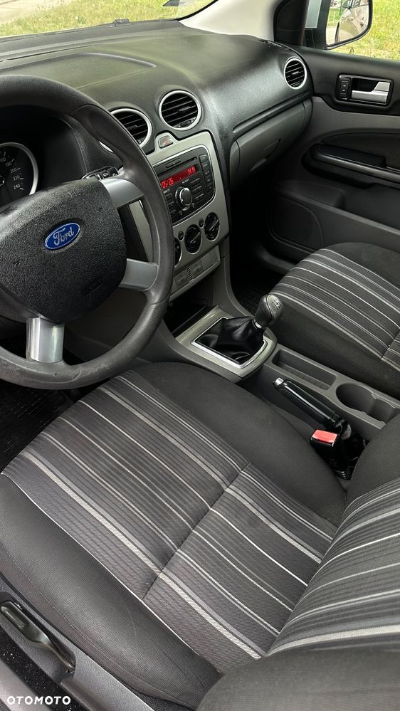 Ford Focus 1.4 Silver X - 11