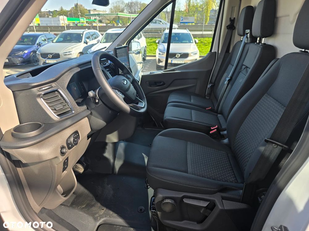 Ford Transit L4H3 - 11
