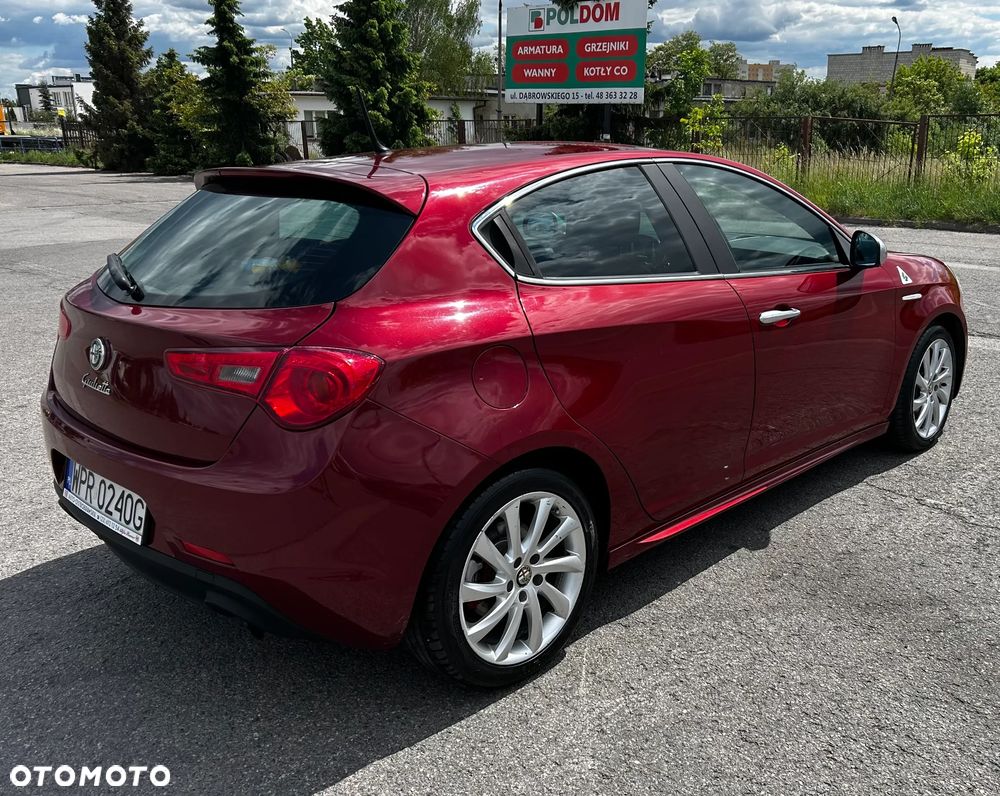 Alfa Romeo Giulietta 1750 TBi Quadrifoglio Verde - 2
