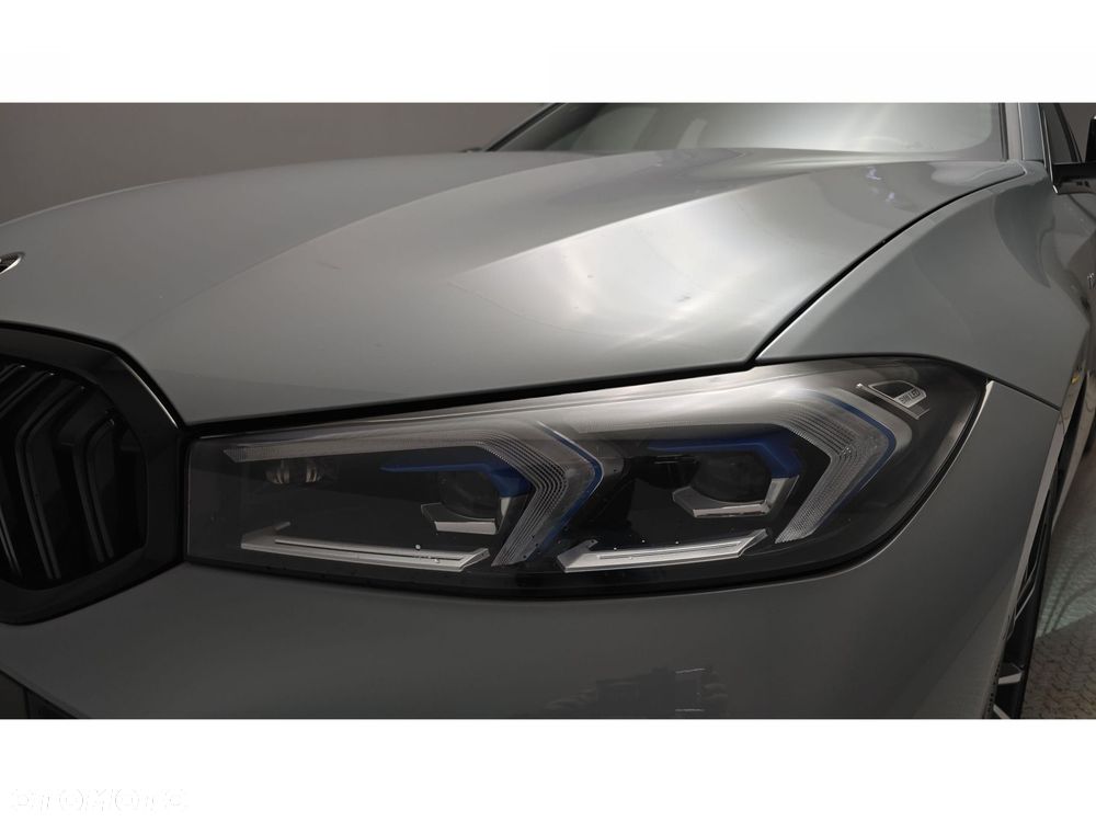 BMW Seria 3 320d xDrive M Sport - 26