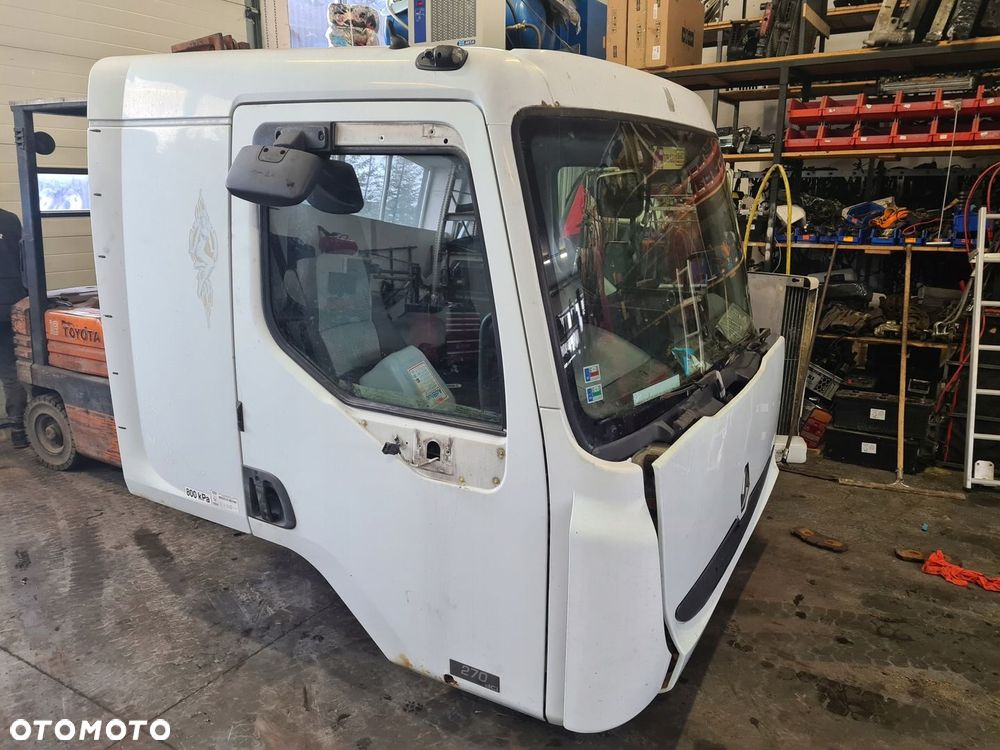 Kabina Renault Midlum 22.5 DCI - 7