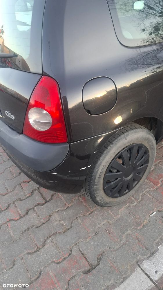 Renault Clio - 6