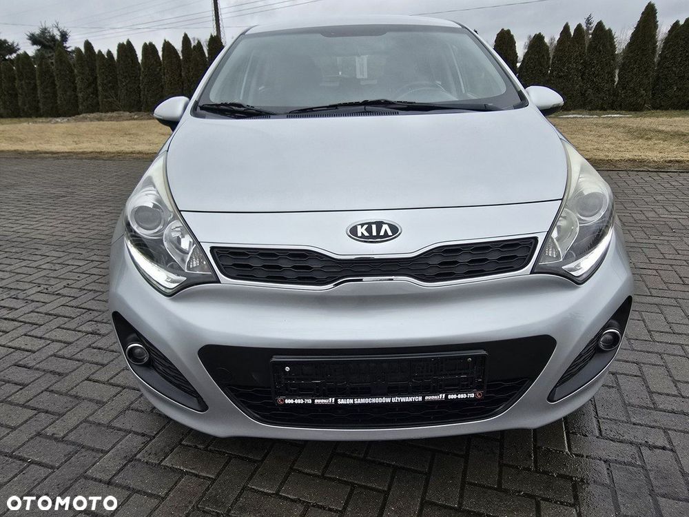 Kia Rio - 5