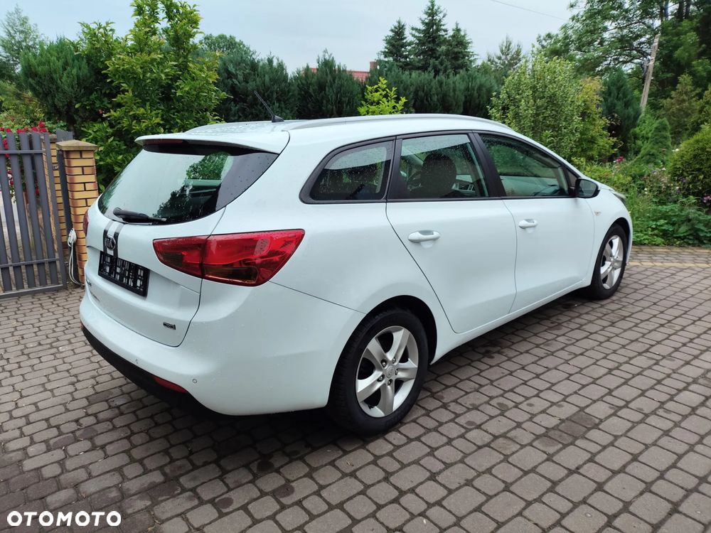 Kia Ceed - 5