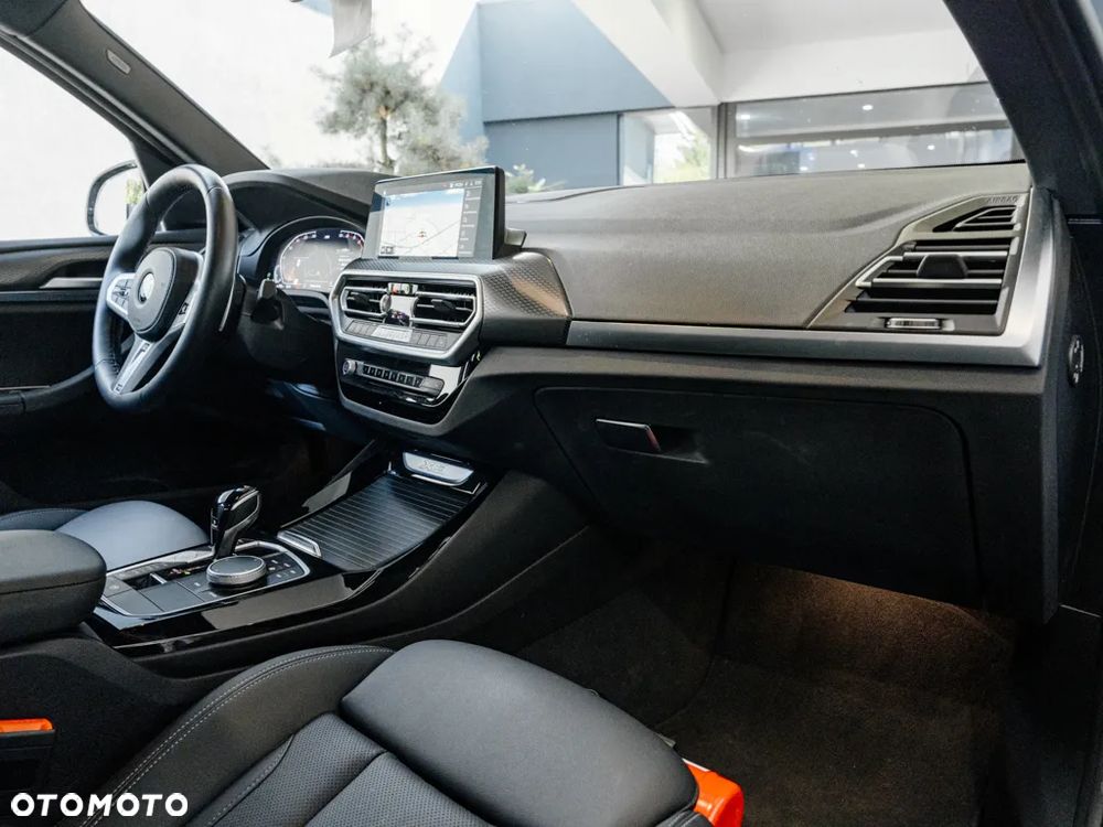 BMW X3 xDrive20i - 9