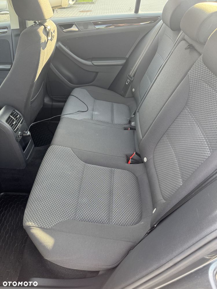 Volkswagen Jetta 1.4 TSI BMT Comfortline - 18
