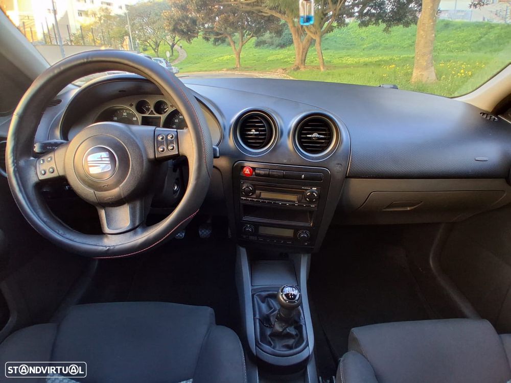SEAT Ibiza 1.4 TDI Sport DPF - 23