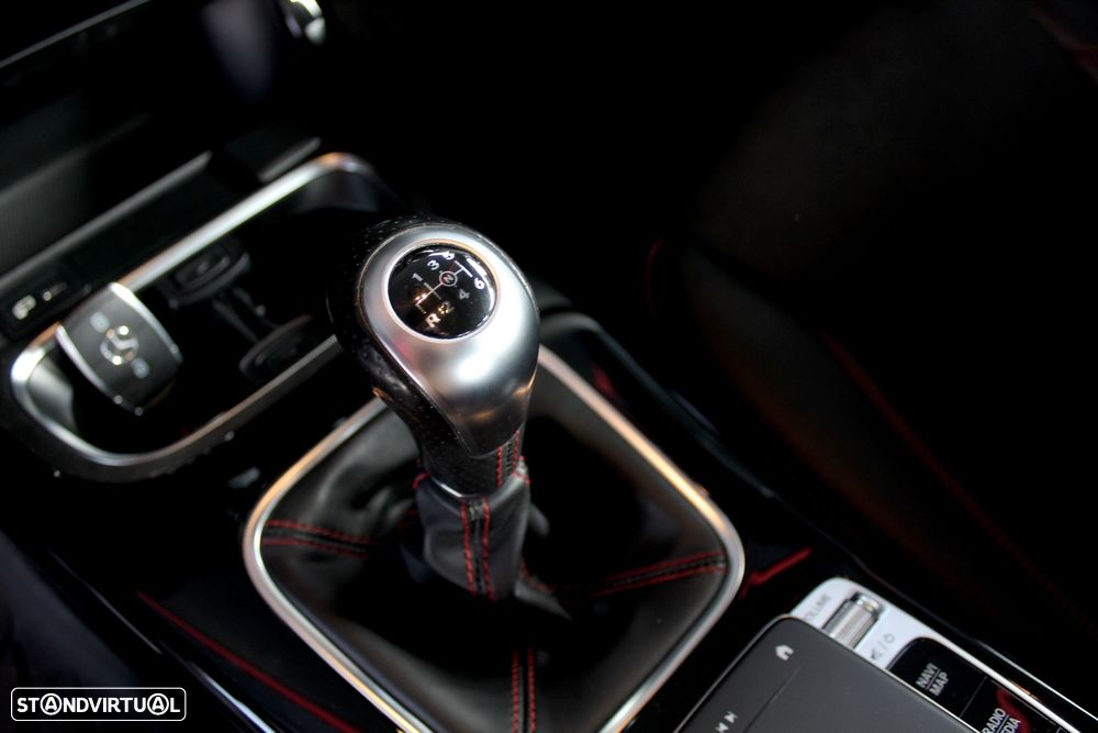 Mercedes-Benz A 160 AMG Line - 14