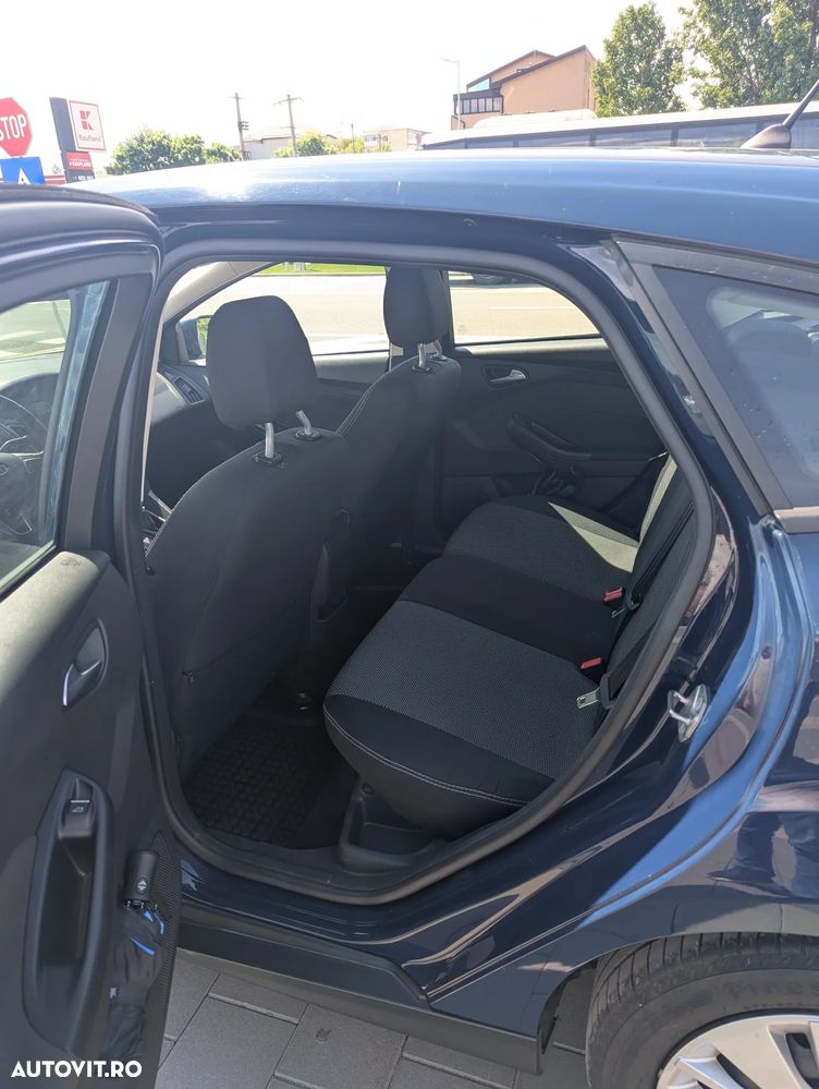 Ford Focus 1.0 EcoBoost Trend - 12