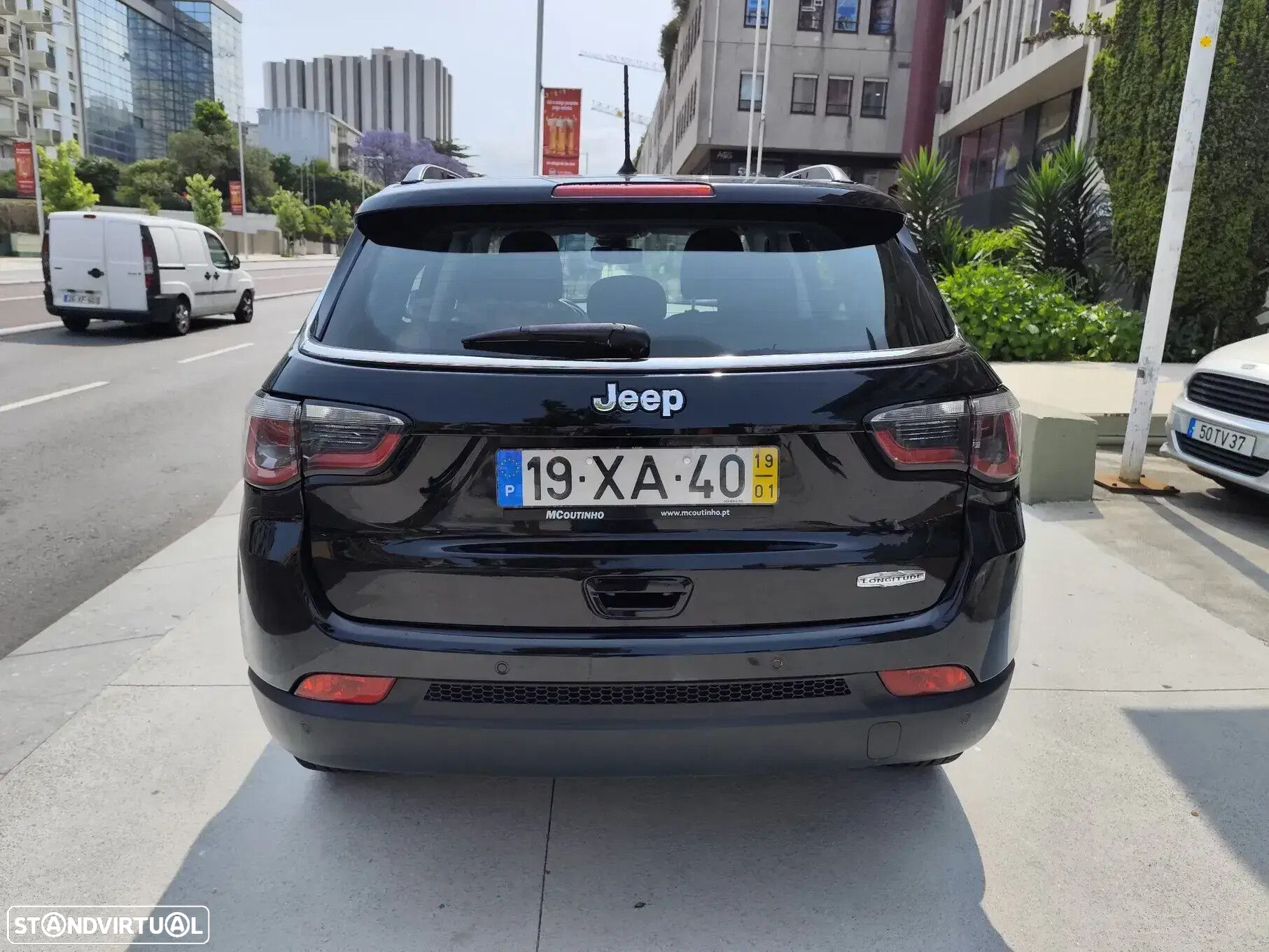 Jeep Compass - 10