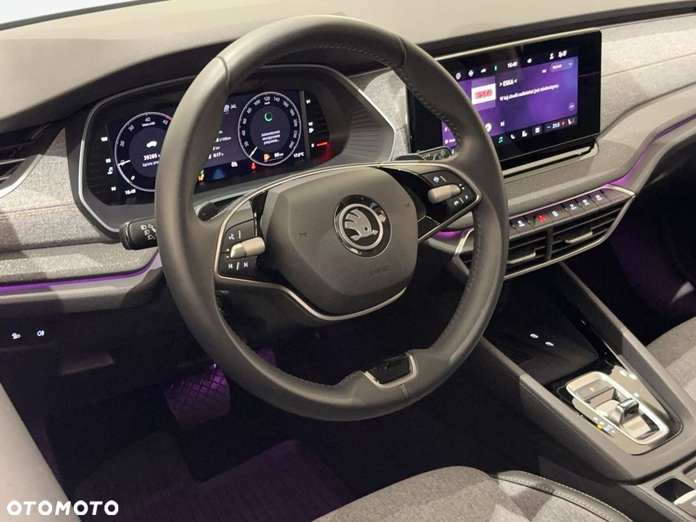 Skoda Octavia 2.0 TDI Selection DSG - 22