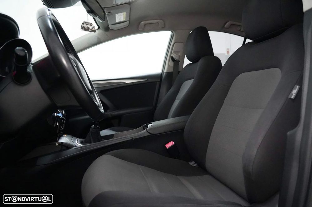 Toyota Avensis 1.6 D-4D Comfort - 7