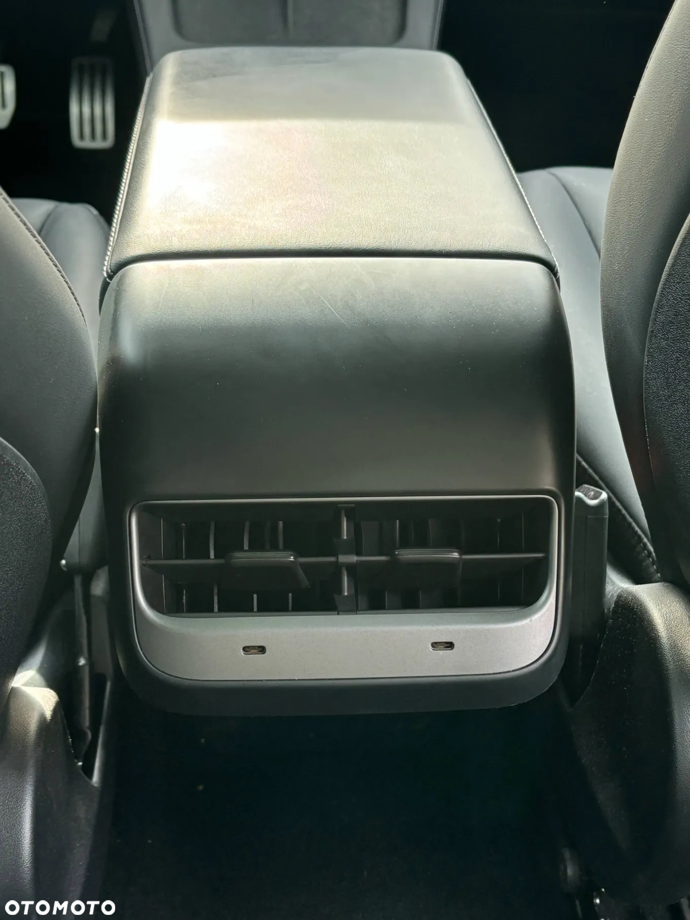 Tesla Model 3 Langstreckenbatterie Allradantrieb Dual Motor Performance - 18
