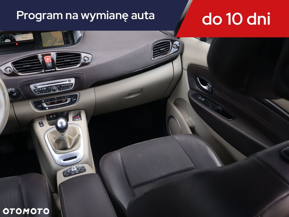 Renault Grand Scenic - 10