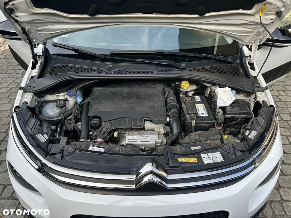 Citroën C3 1.2 PureTech Shine - 10