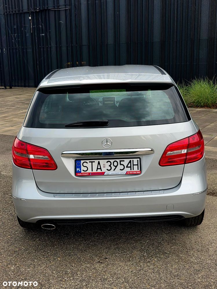 Mercedes-Benz Klasa B 180 (BlueEFFICIENCY) - 9