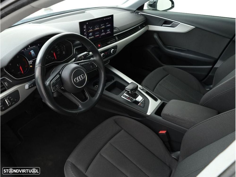 Audi A4 Avant 30 TDI Advanced S tronic - 15