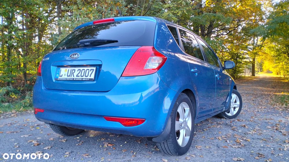 Kia Ceed - 17
