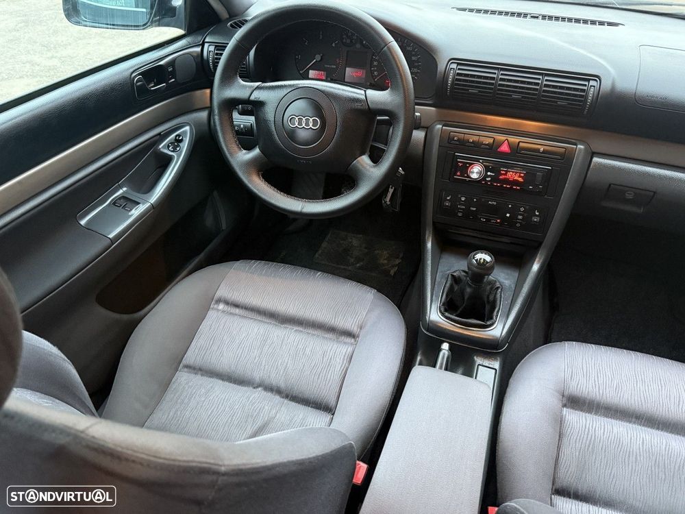 Audi A4 Avant 1.9 TDI m5 115 - 21
