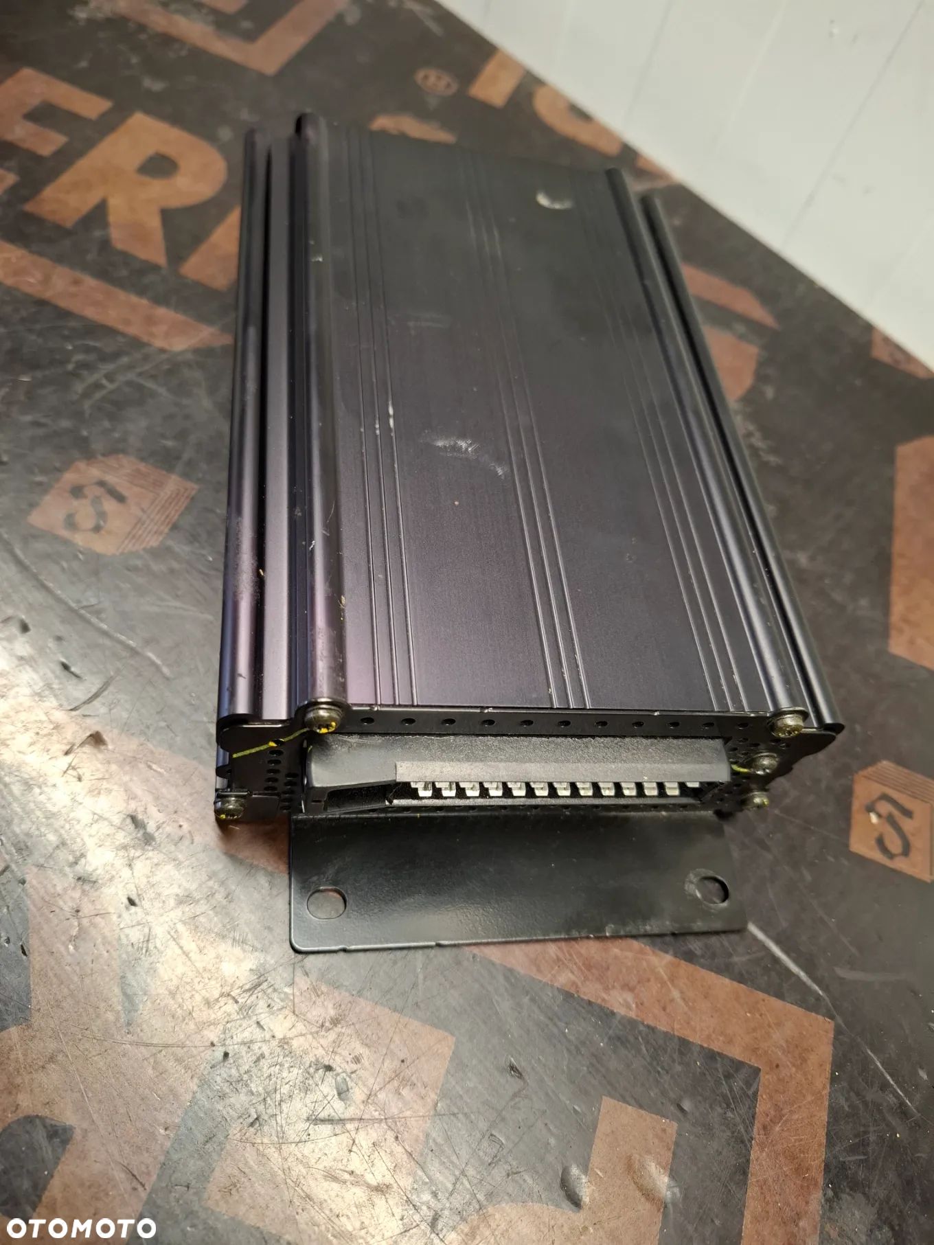 Wzmacniacz BOSE Radia Audi A6 C5 265030A - 1