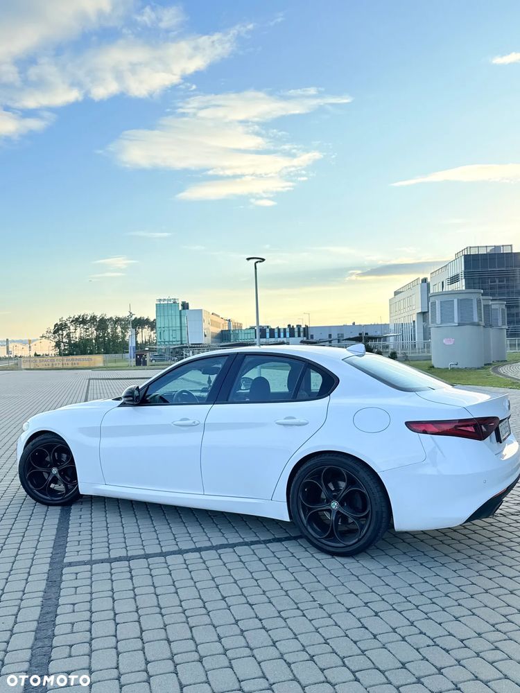 Alfa Romeo Giulia 2.0 Turbo Veloce - 23
