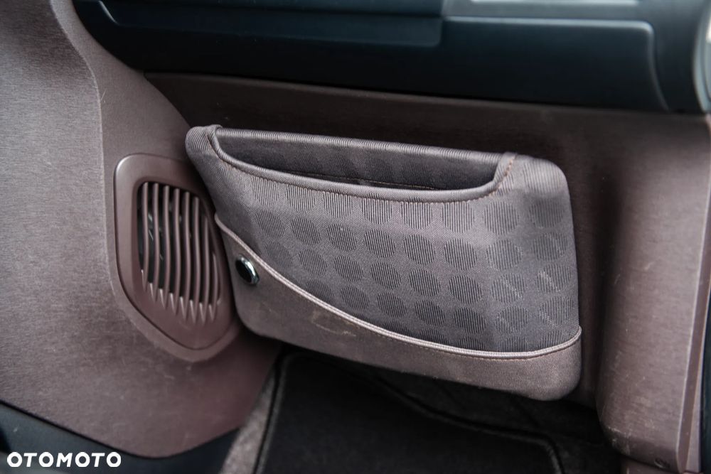 Toyota iQ 1.0 Sol - 29