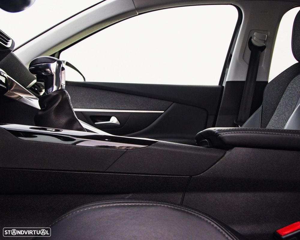 Peugeot 3008 1.5 BlueHDi Allure - 25