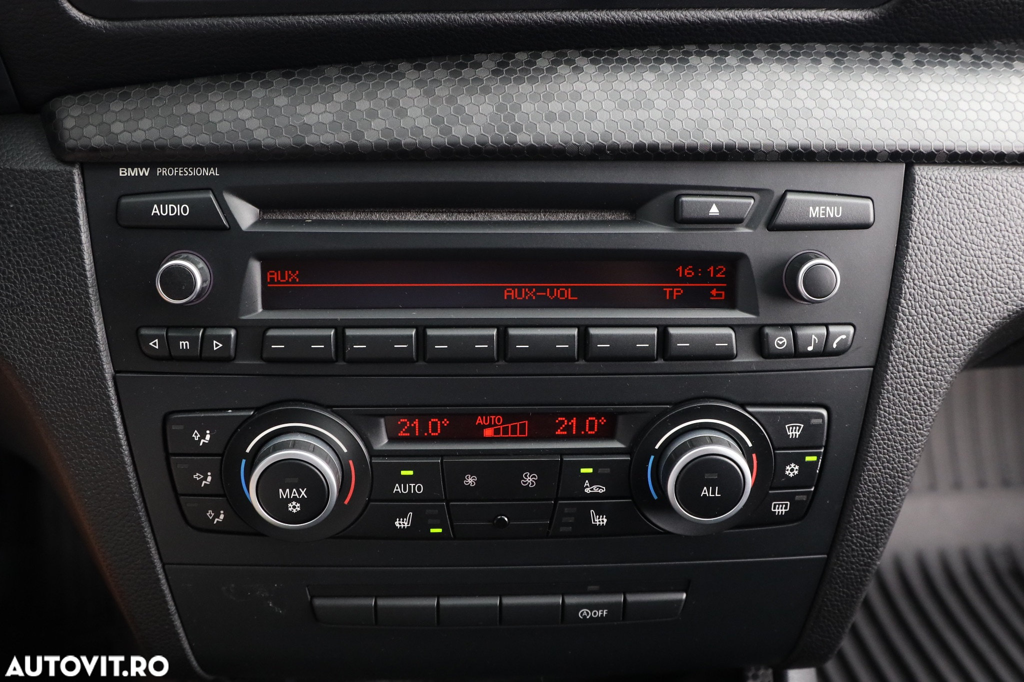 BMW Seria 1 118d - 14
