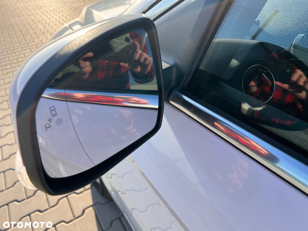 Ford Mondeo 2.0 TDCi Titanium - 11