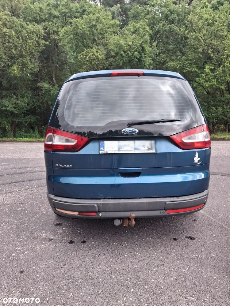 Ford Galaxy 2.0 Ghia - 14