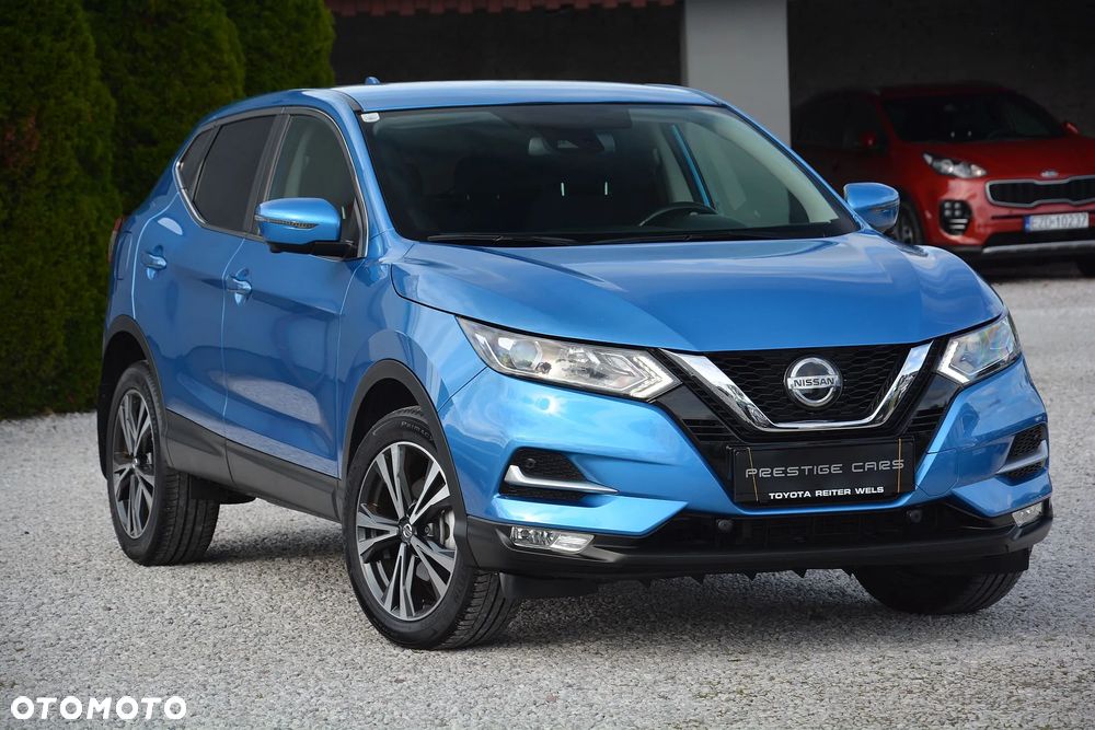 Nissan Qashqai 1.3 DIG-T N-Connecta DCT - 2