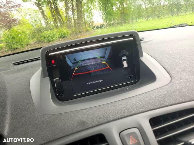 Renault Megane ENERGY dCi 110 Start & Stop Bose Edition - 20