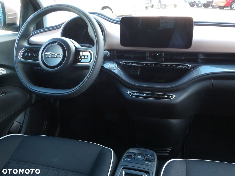 Fiat 500e 42kWh ICON - 11
